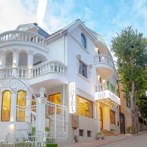 https://hotel-imperia.goldensandshotels.net